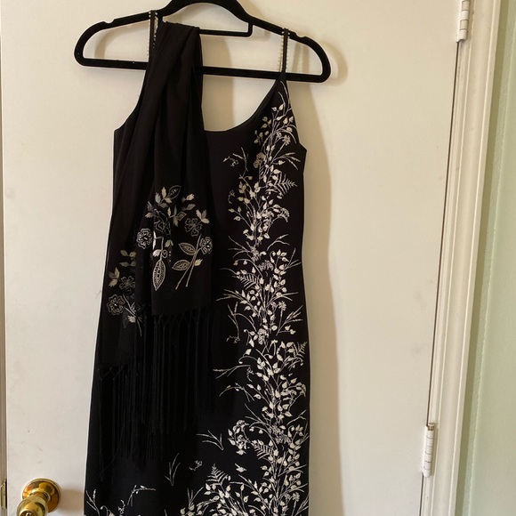 Maggy London Cocktail Dress with Scarf - Picture 3 of 4